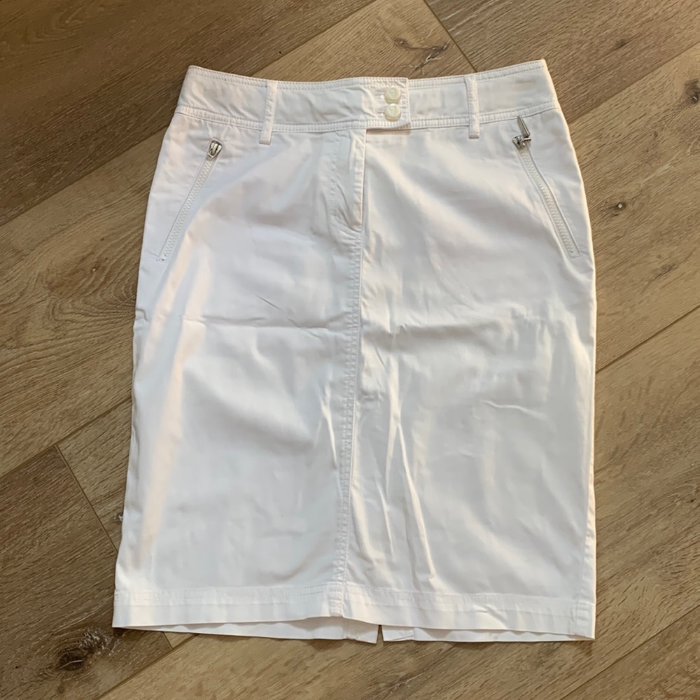 Airfield pencil skirt white
